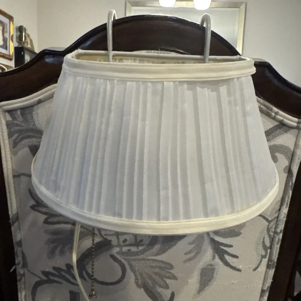 Vintage Headboard Lamp. Used. Works Great.  Shows Some Wear. Inside.